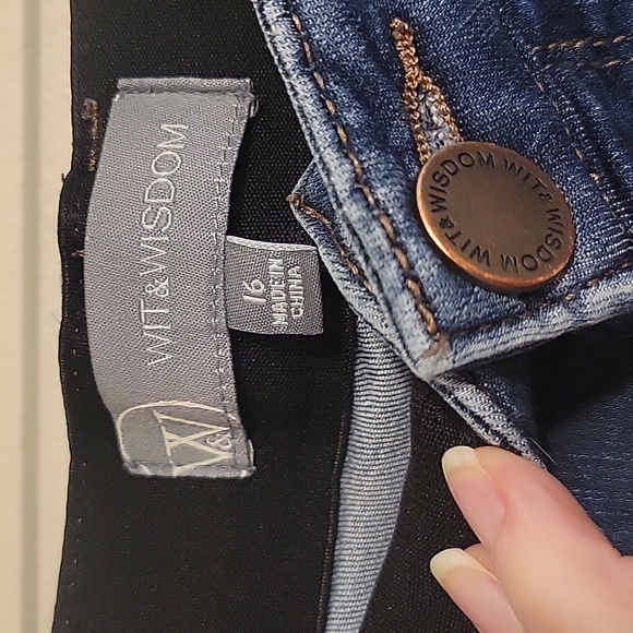 Wit & wisdom "ab-solution" flare jeans - Picture 5 of 6